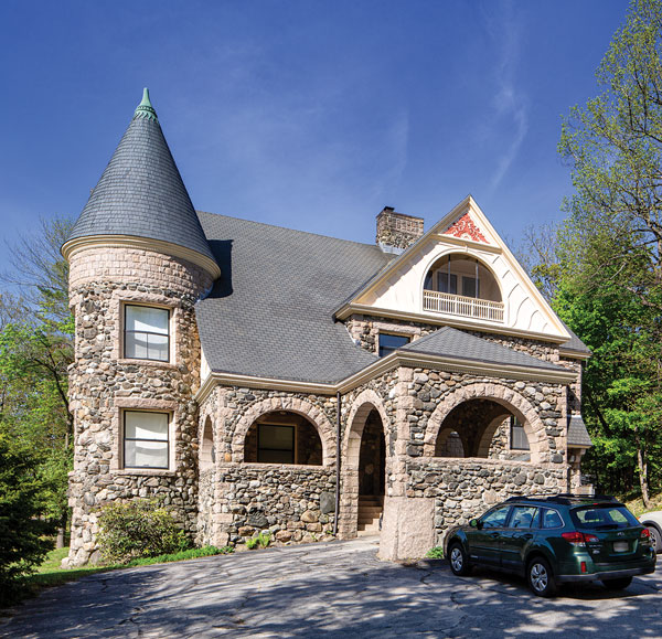 the 1889 Charles Cushman House designed by George M. Coombs